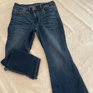 AE American Eagle jeans Hi-Rise Artist Flare size 14 short